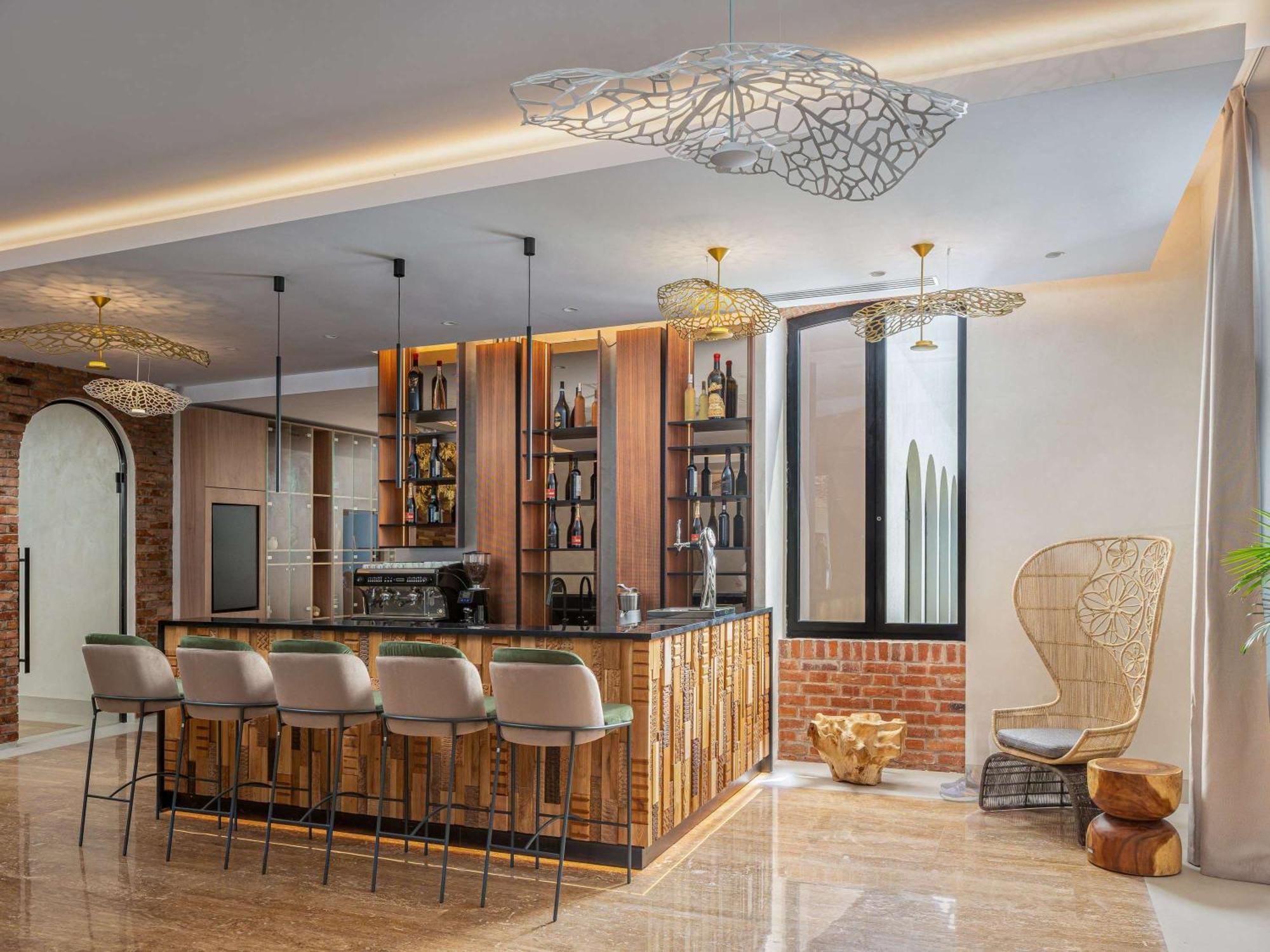 Mercure Conacul Cozieni Pasarea Exterior foto