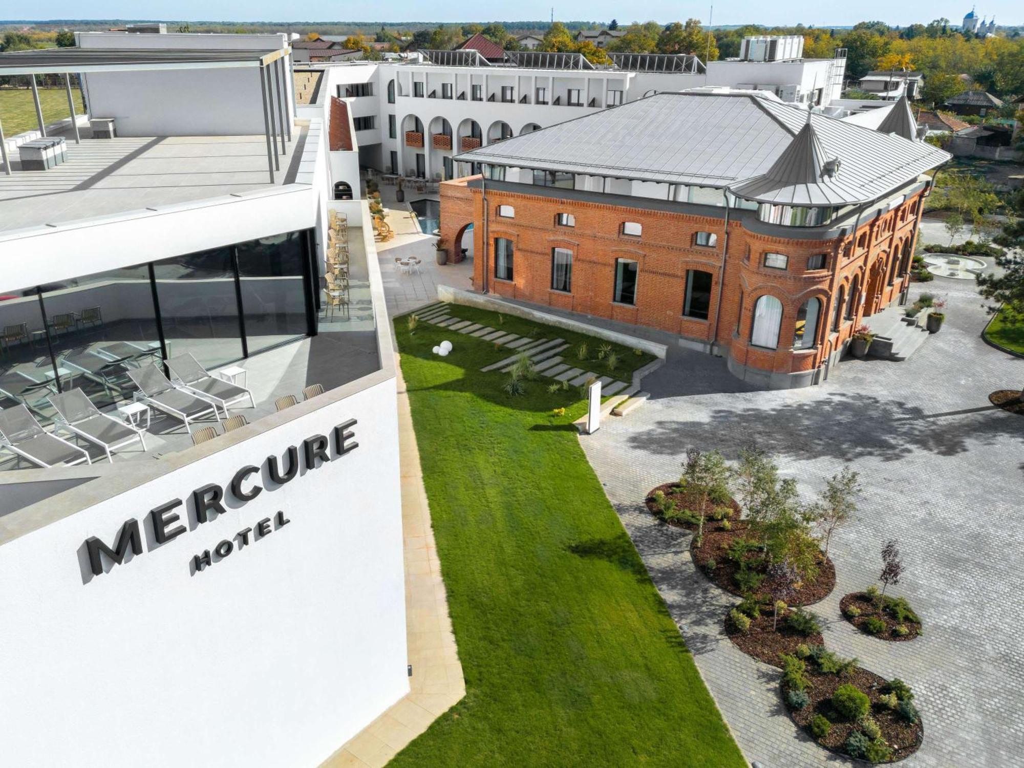 Mercure Conacul Cozieni Pasarea Exterior foto