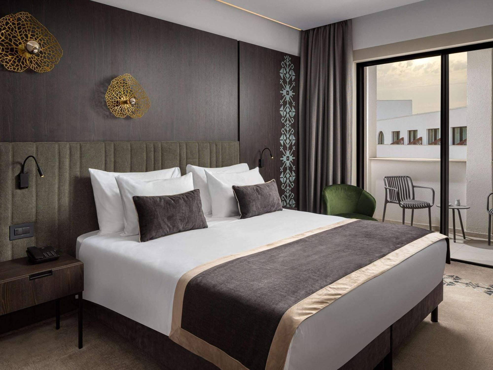 Mercure Conacul Cozieni Pasarea Exterior foto